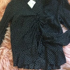 H&M new with tags blouse.. cinch and bow on front
